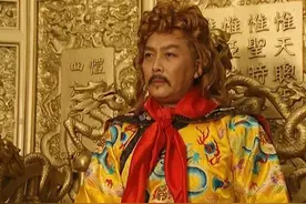 老板皇帝化，员工太监化，外企高管在民企都经历了什么？图片