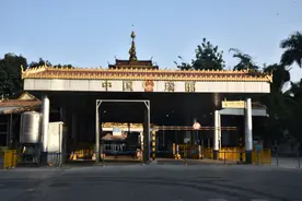 中缅的边境城市瑞丽，实拍疫情后的瑞丽口岸，没有游客十分冷清图片
