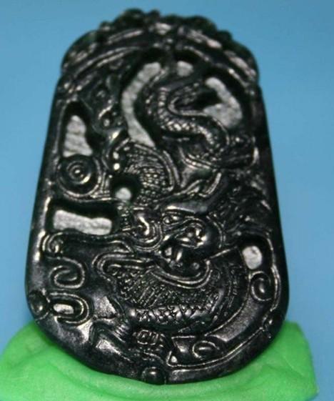 中华奇石丨青海——墨绿玉：解析