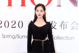 祝绪丹的帅气穿搭，凸显超强的女王气场图片