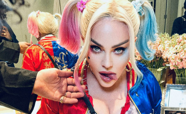 主角化装成鬼国外电影