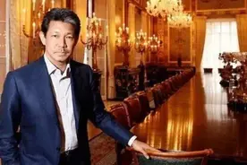 文莱亲王不输古代帝王，后宫佳丽40人，每天花75万美金，钱从何来图片