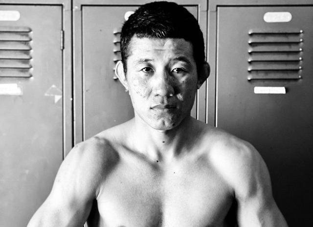 175的身高臂展得多长（16战全胜的中国新秀3月自信击败KO率100的世界拳王）