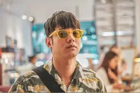 阿亮学长马里奥长残了！脸型发腮身材走样太油腻，才32岁却像大叔图片