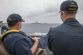 辽宁号航母战斗群展现实力！美专家：画风不对，我们的战斗群呢？图片