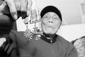 他是飞虎队王牌飞行员，解放后冲破阻拦返回大陆，临终前实现愿望图片