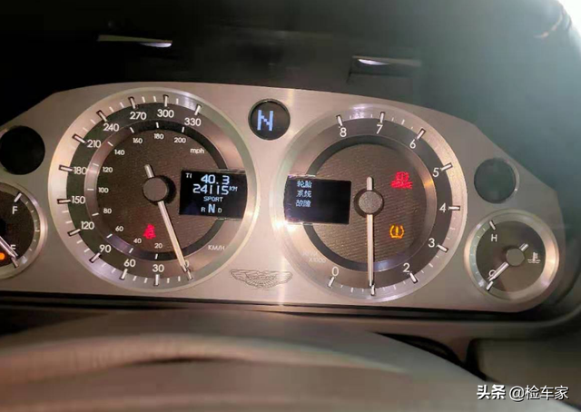 花70万买辆阿斯顿马丁Vantage，打开一看才开2万公里！网友：太值
