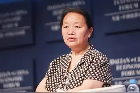 甘肃女首富雷菊芳：靠藏药发家，为人十分低调，身价高达120亿图片