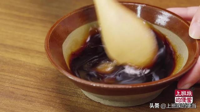 广式肠粉在家自己做，就跟蒸蛋一样简单