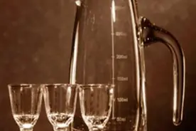 酒学问｜如何鉴评酱香型白酒？图片