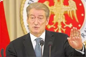 阿尔巴尼亚：一个得罪全世界，被庞氏骗局摧毁的国家图片