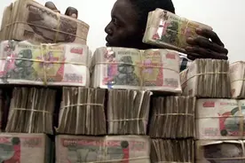 “有钱人”的烦恼，人人都是亿万富翁，当地人却因钱多发愁图片