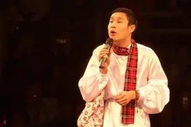 小沈阳落魄时饭店演出，他火遍全球后做过哪些荒唐事？图片