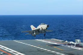 从空中打到海上，山鹰猎鹰之争再一轮，中国舰载教练机谁主沉浮？图片