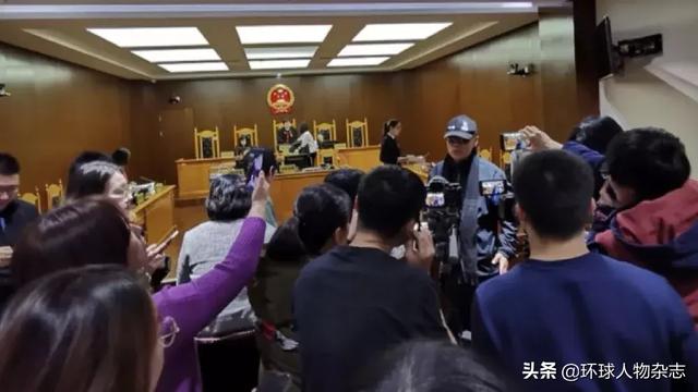 “精分”郑渊洁:一边养生,一边叫板;一边写童话,一边捅黑幕