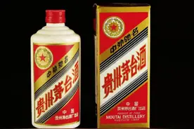 为什么茅台酒不用透明玻璃瓶？这三个原因，懂酒的人也不一定知道图片