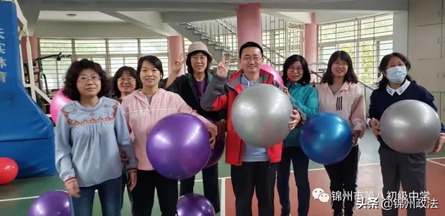运动会通讯稿范文 运动会通讯稿范文300字(图8) 运动会通讯稿范文 运动会通讯稿范文300字(图8)