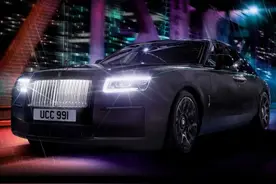 古思特Black Badge：12个气缸、600马力，开上它这辈子都值了图片