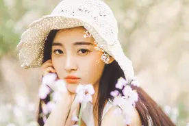 七言绝句： 《丁香花》图片