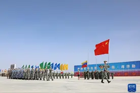 “国际军事比赛-2021”中国库尔勒赛区比赛开幕图片