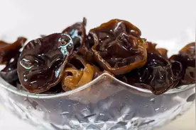 凉拌木耳需要焯水吗？我也是今天才知道，以前做菜时都做错了