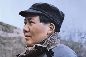 毛主席在延安的峥嵘岁月，图十1947年还戴着红军帽图片