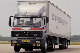 出道即巅峰，每一款都经典，回顾奔驰Actros旗舰卡车的故事图片