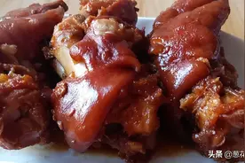 酱香卤猪蹄好吃有诀窍，记住几个技巧，想做出正宗的卤猪蹄并不难图片