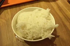 日本人也爱吃米饭，为啥很少糖尿病？糖尿病人怎样吃米饭才健康？图片