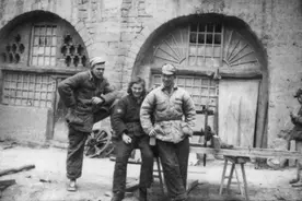 这对美国夫妻，为何选择来红色中国养牛？图片