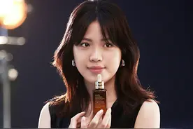 杨倩代言雅诗兰黛，质疑者发声：拿了冠军就开始拼命接广告赚钱？图片