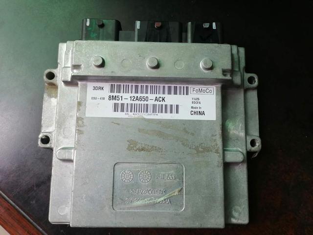 福克斯缺缸抖动，原来是发动机电脑三极管损坏，材料费4元就够