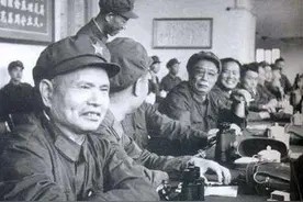 工兵鼻祖王耀南，一生8次降职，林总批评：打的什么狗屁胜仗图片