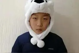 搞笑图：自卖自夸的迷惑行为，是不是觉得自己很幽默图片