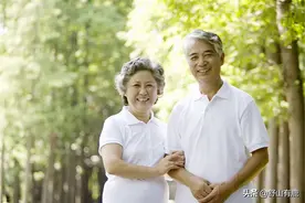 50岁守寡女人坦言：连续跳了一年广场舞，我亲手破坏了两个家庭图片