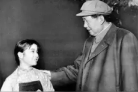 1958年，被毛主席亲自接见的“红孩子”，红遍全国后为何退出影坛图片