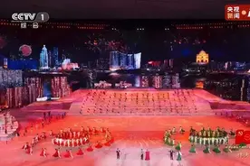 极致震撼！海淀企业10000平米屏幕惊艳《伟大征程》舞台图片