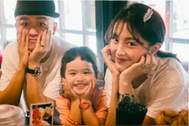 包贝尔女儿“整容式”长大，烫完羊毛卷气质大变，颜值像是开了挂图片