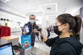 拉动效应超10倍，消费券实名发放为各地经济插上翅膀图片