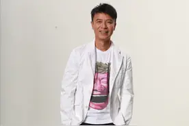 李克勤接替周杰伦加盟《中国好声音》，TVB发帖祝贺为他打call图片