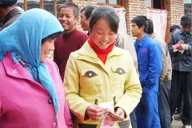农民好消息：东北农村独生子女有福了，每家每年可领288元！视频封面