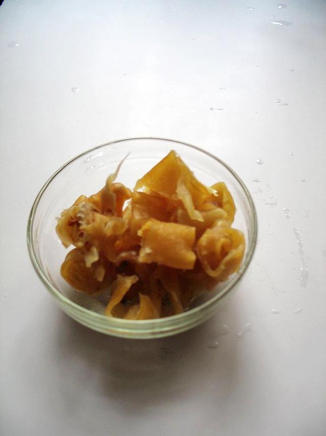 早上空腹喝花胶炖鸡脚汤 2026年早上空腹可以喝花胶鸡汤嘛 早上空腹喝花胶炖鸡脚汤 2026年早上空腹可以喝花胶鸡汤嘛