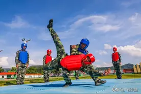 想当警士的“小二年”，来集训 ！图片