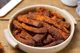 自制手撕麻辣牛肉干，越嚼越香比卖的都好吃，追剧小零食，吃不够图片