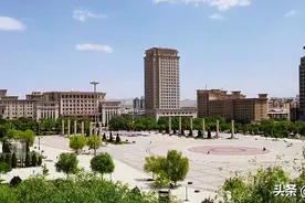 天津市西青区党政考察团在景泰县考察对接东西部协作工作图片