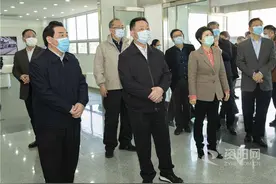 黄新初在资阳调研新能源与智能汽车产业推进发展图片