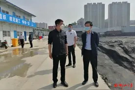 邯山区副区长刘伟到财政局省控点周边督导检查大气污染防治工作图片