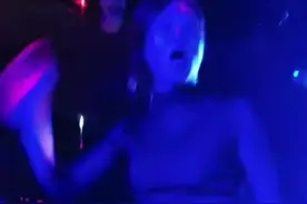 苏州舞厅：舞女回乡相亲记图片