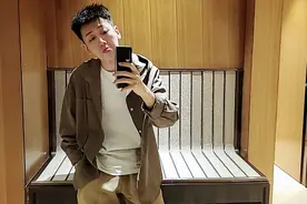 被某女运营忽悠来虎牙，白浩不服判决上诉，和YY把违约官司打到底图片