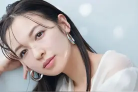 美妆 | 化妆总是显脏？学会这三招就能有清透裸妆图片